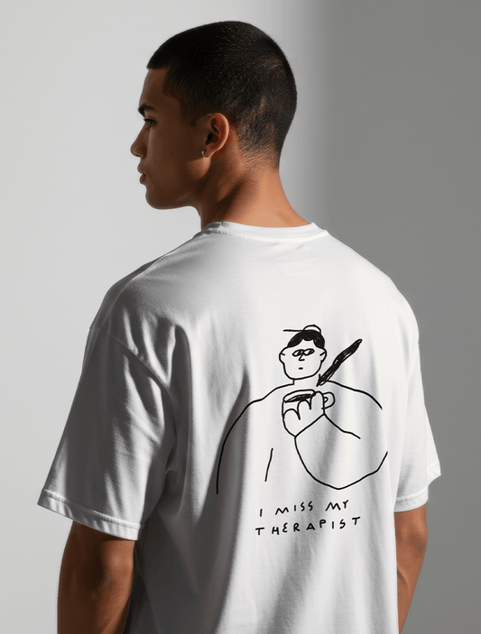 "I miss my therapist" T-Shirt